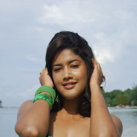 Soumya Bollapragada hot in green mini skirt pictures | Picture 67376